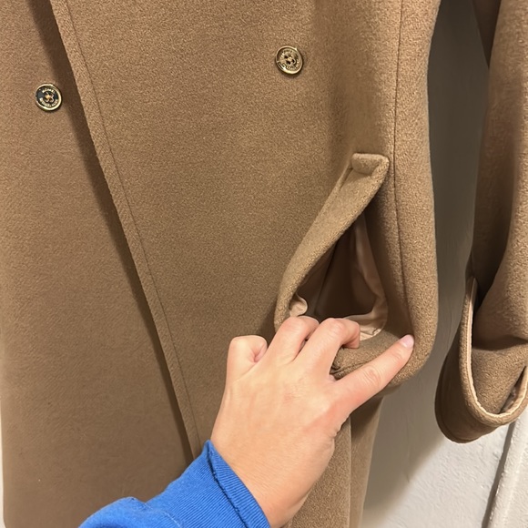 NEW Michael Kors Double Breasted Wool Coat with removable faux fur collar - Picture 11 of 12